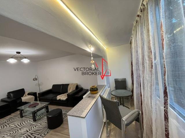 Vitan 2 camere Mall Vitan, 65mp