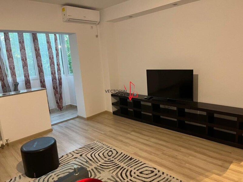 Vitan 2 camere Mall Vitan, 65mp