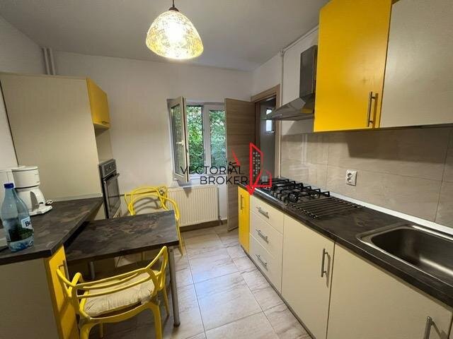 Vitan 2 camere Mall Vitan, 65mp